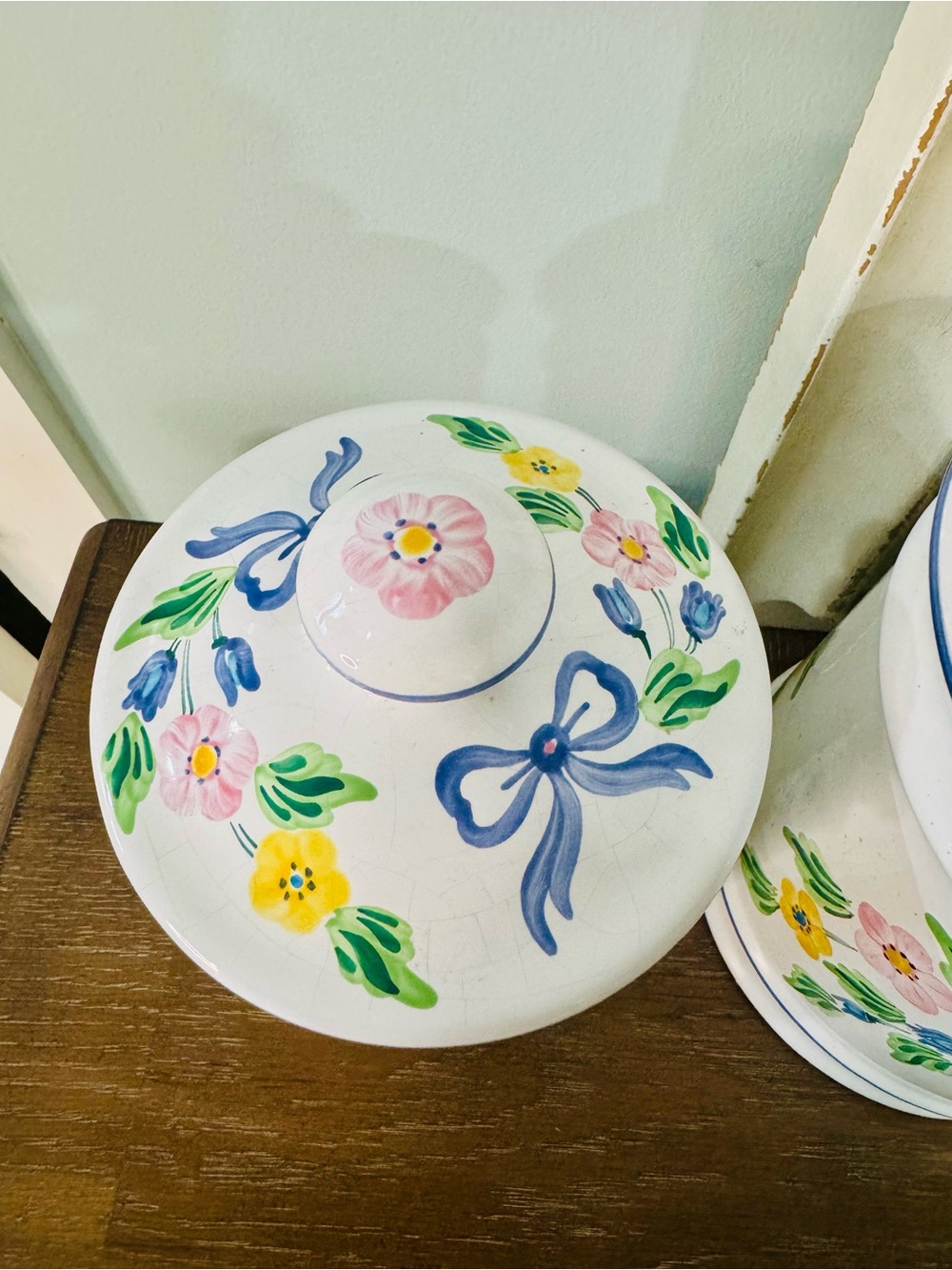 Herend Pottery Floral Ceramic Canister Set - Blue Bow Accent Vintage - Picture 9 of 9